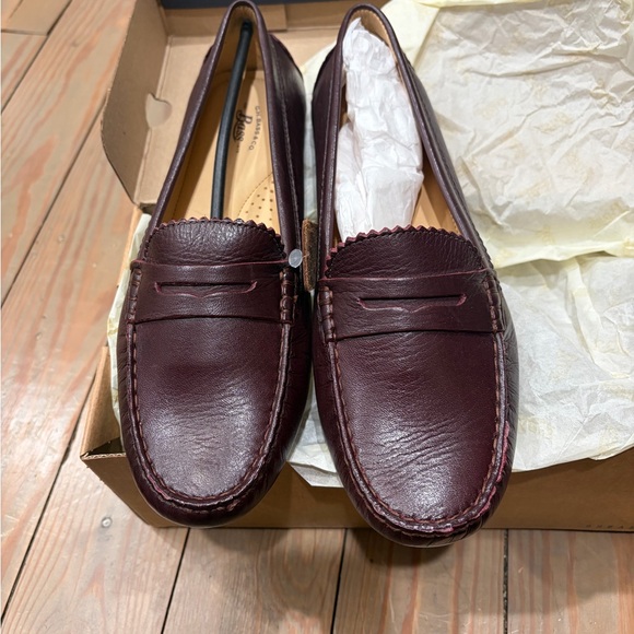 G.H. Bass & Co. Shoes - Women’s Burgundy Loafers